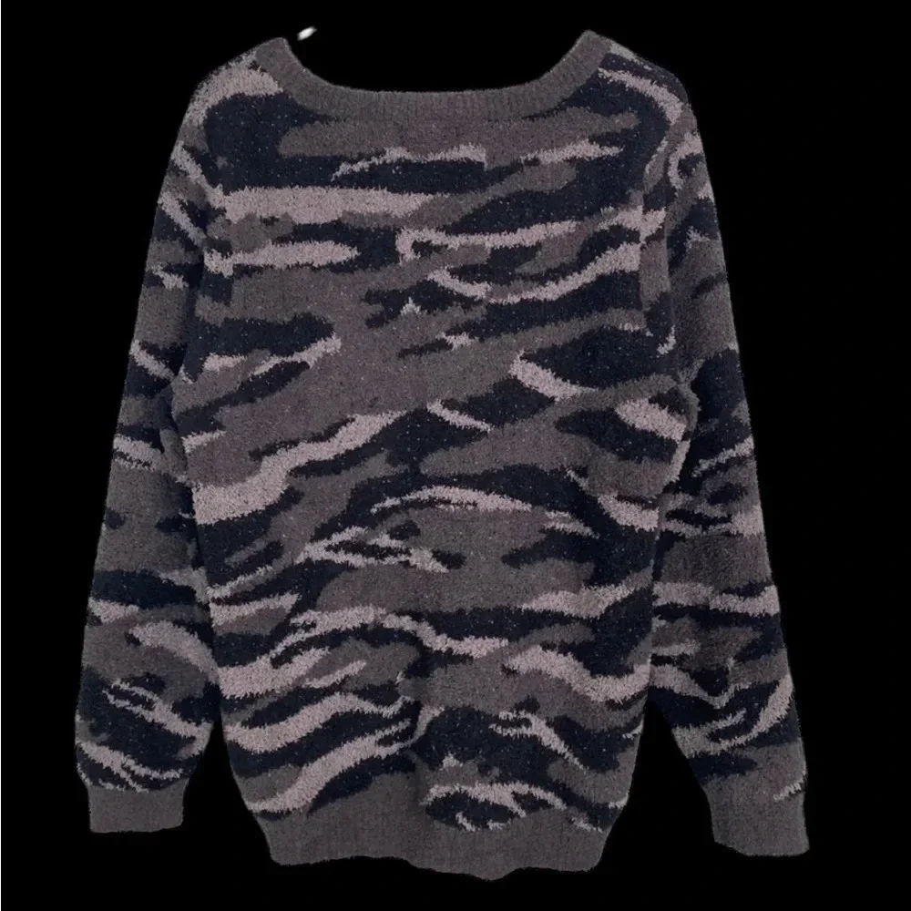 Barefoot Dreams size 2X Cozychic Seaside Crewneck Camo Print Pullover Black Gray